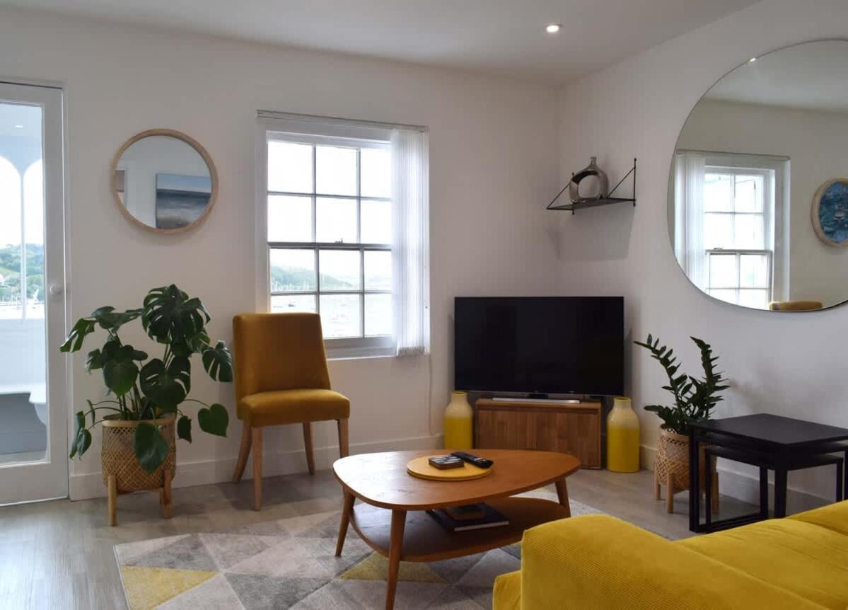 Breathtaking High Street Townhouse With Stunning Sea Views At 'The Old Fishermans Townhouse' Falmouth Zewnętrze zdjęcie